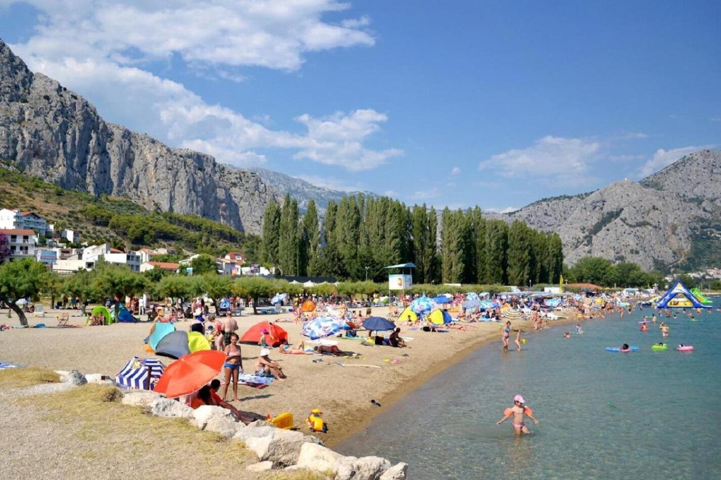 Apartments Zdravko - 150 M From Sandy Beach Duce Exterior photo